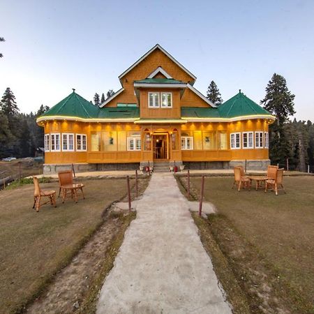 Gulmarg Ski Hill Resort Buitenkant foto