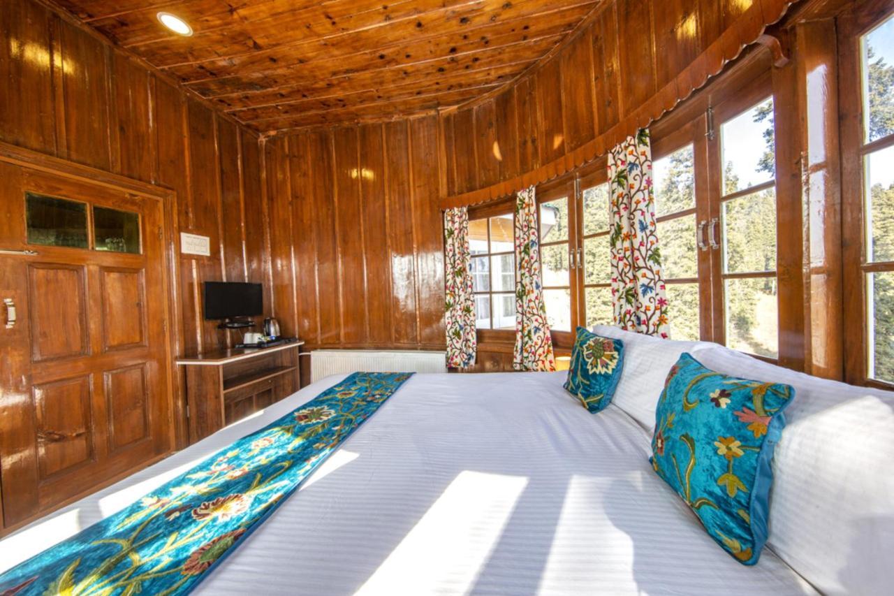 Gulmarg Ski Hill Resort Buitenkant foto