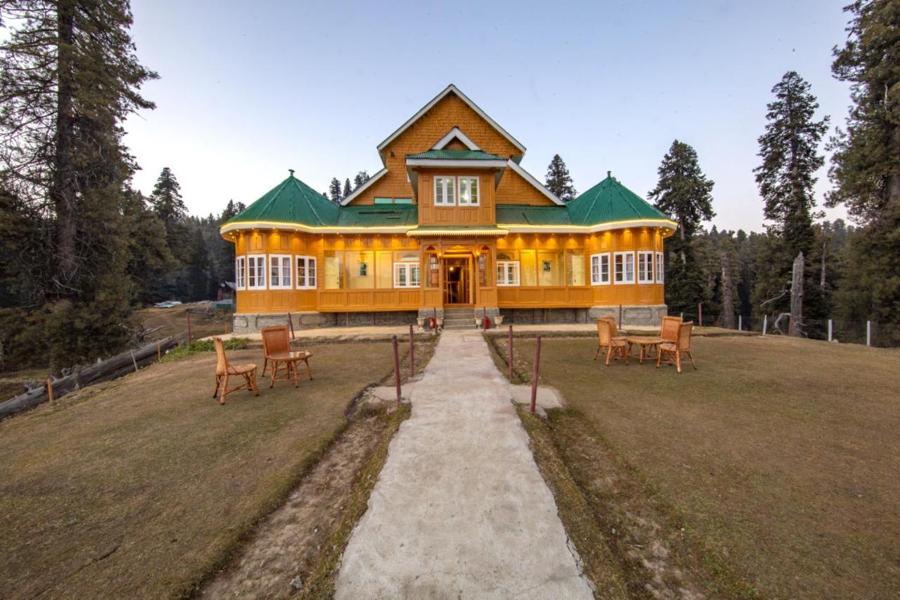 Gulmarg Ski Hill Resort Buitenkant foto