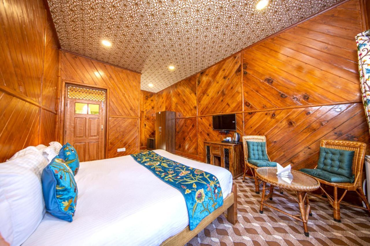 Gulmarg Ski Hill Resort Buitenkant foto