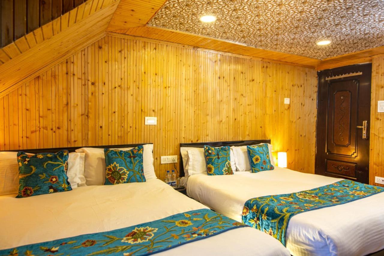 Gulmarg Ski Hill Resort Buitenkant foto