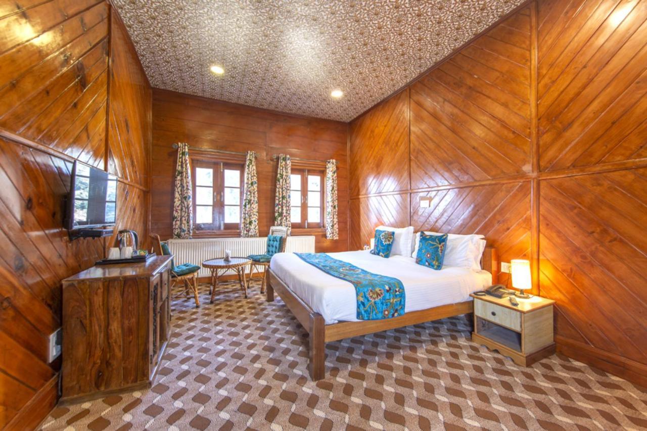 Gulmarg Ski Hill Resort Buitenkant foto